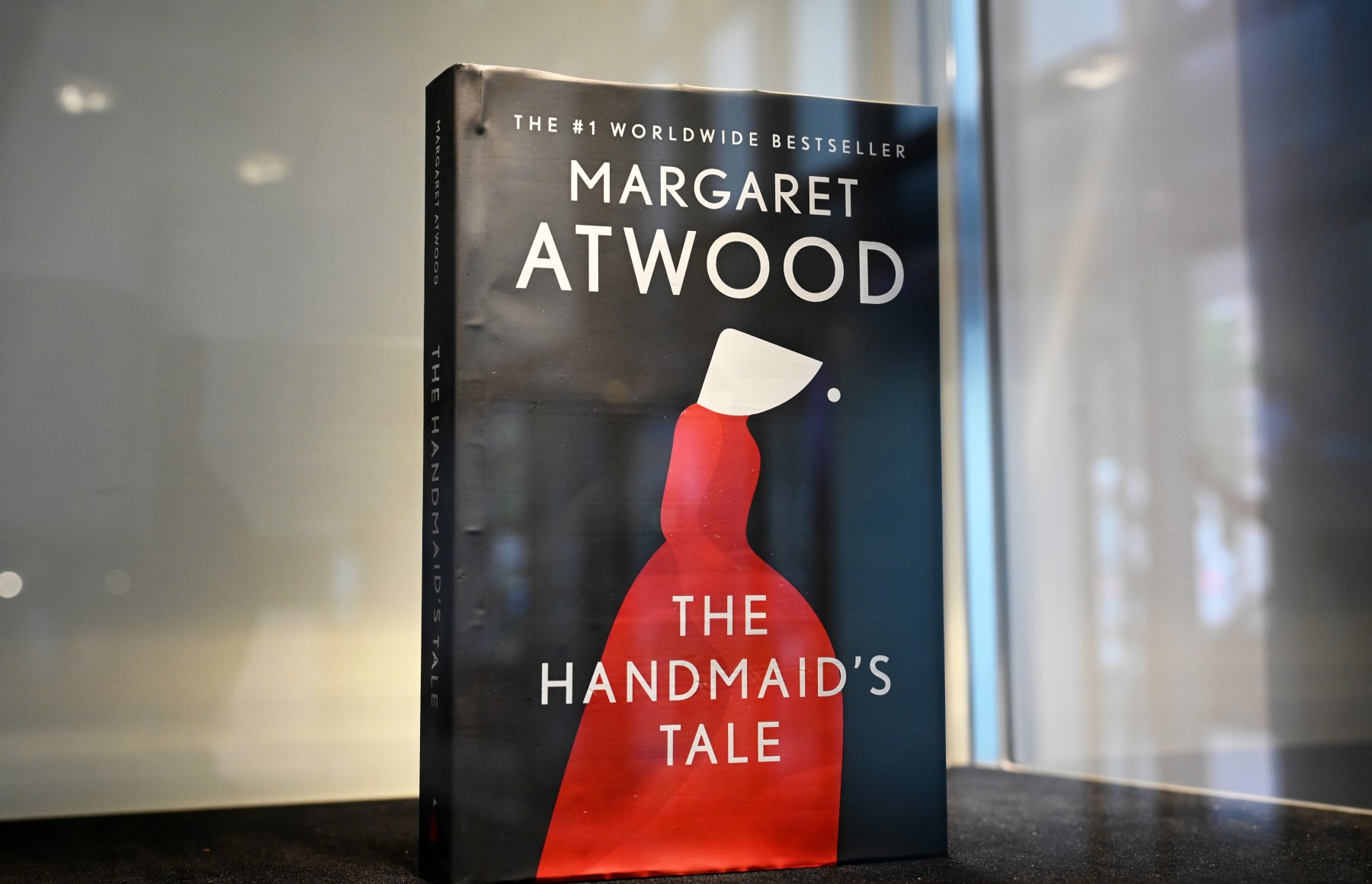 Review of The Handmaid’s Tale by Margaret Atwood